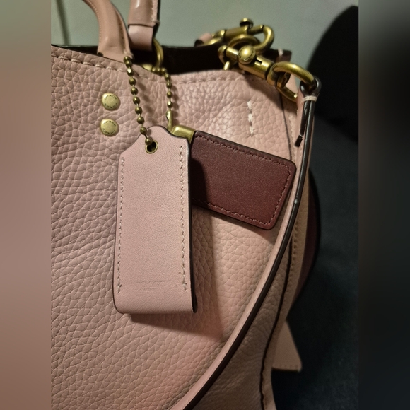 Coach RARE Rogue 30 - Picture 6 of 11